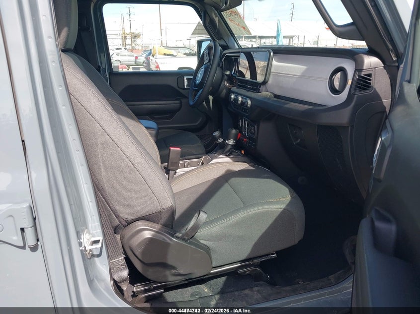 2025 Jeep Wrangler 4Xe Willys 4Xe