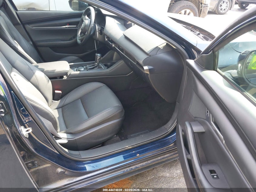 2021 Mazda Mazda3 Select