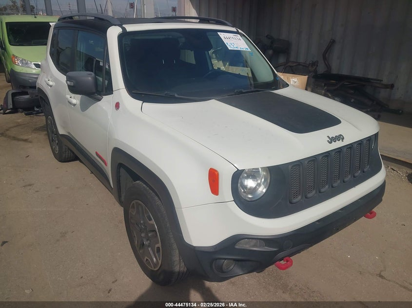 2015 Jeep Renegade Trailhawk