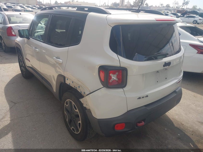 2015 Jeep Renegade Trailhawk