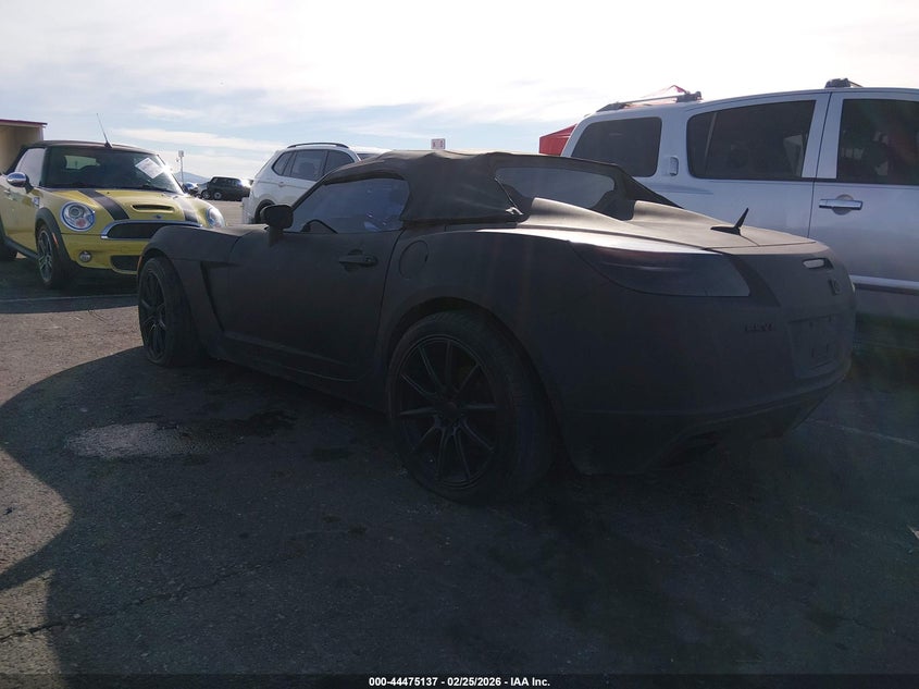 2009 Saturn Sky Red Line