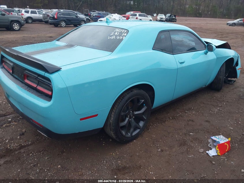 2020 Dodge Challenger Sxt