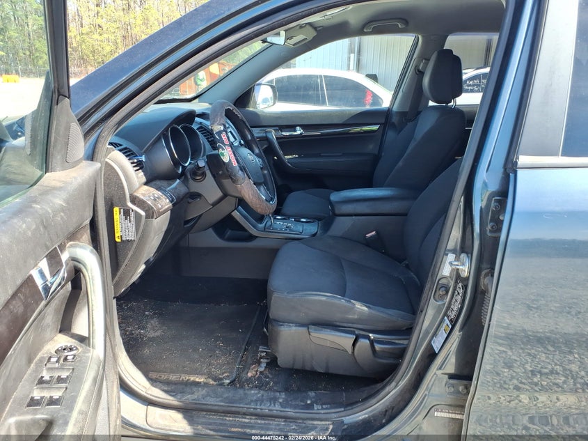 2011 Kia Sorento Lx V6