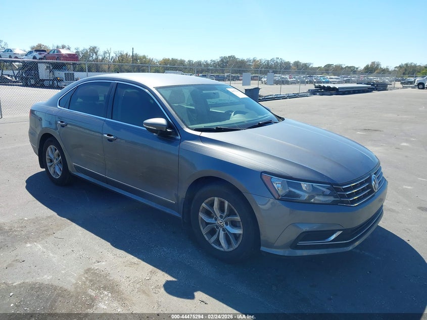 2016 Volkswagen Passat