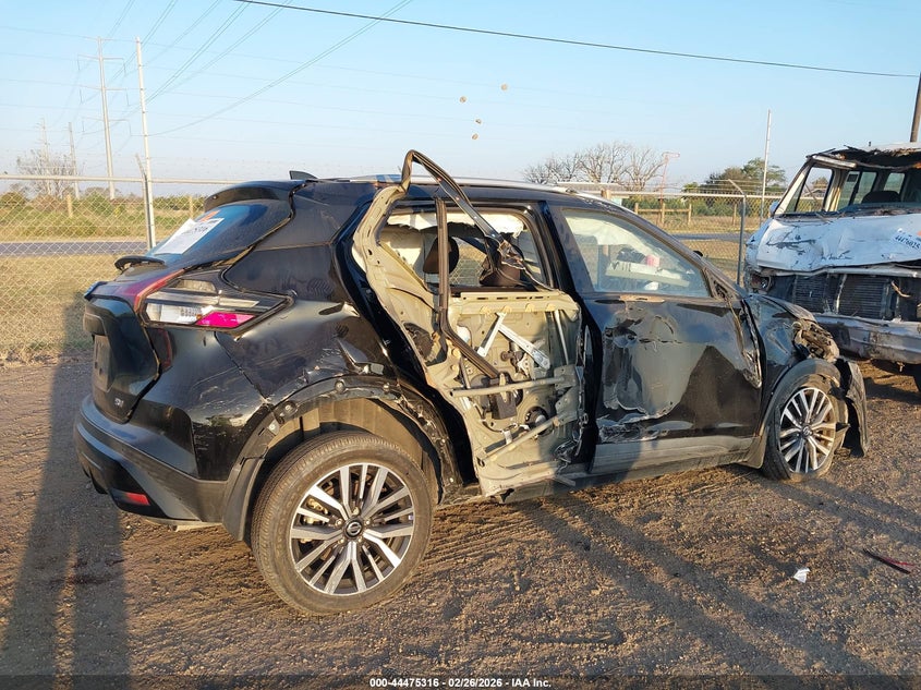 2021 Nissan Kicks 1.6 Sv Xtronic Cvt black Lot 111044475316 Vin 3N1CP5CVXML545809
