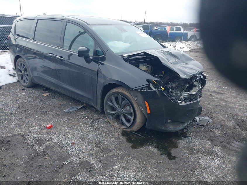 2019 Chrysler Pacifica Touring Plus