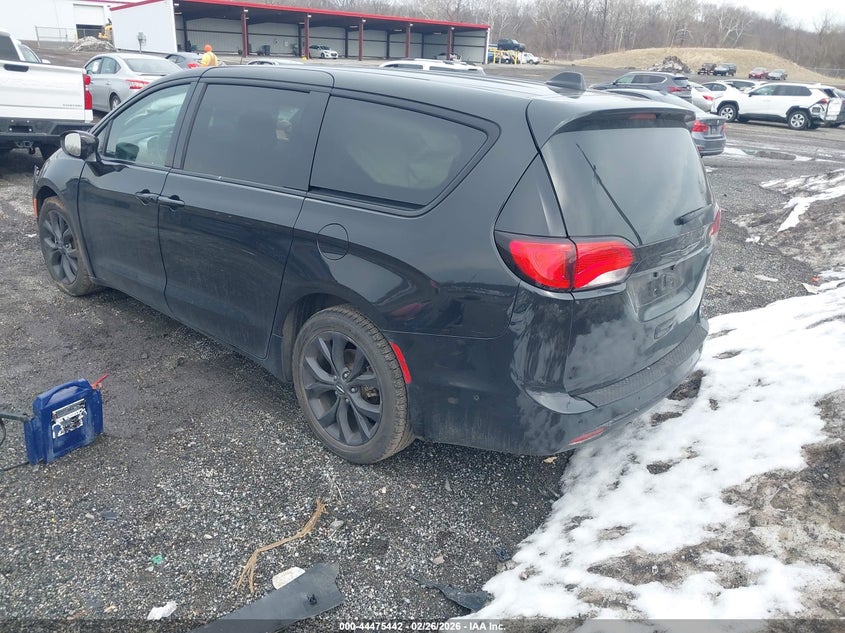 2019 Chrysler Pacifica Touring Plus