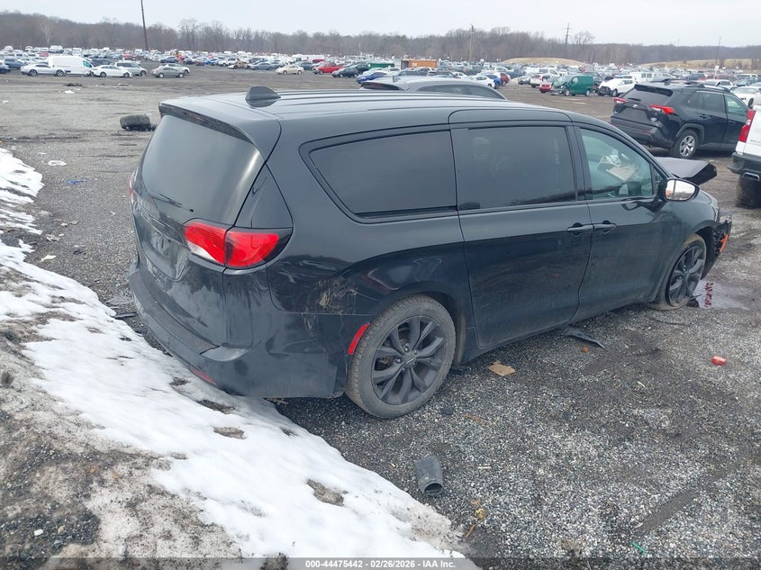 2019 Chrysler Pacifica Touring Plus