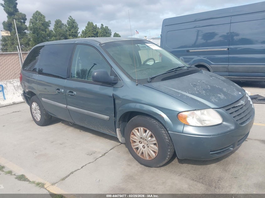 2006 Chrysler Town & Country