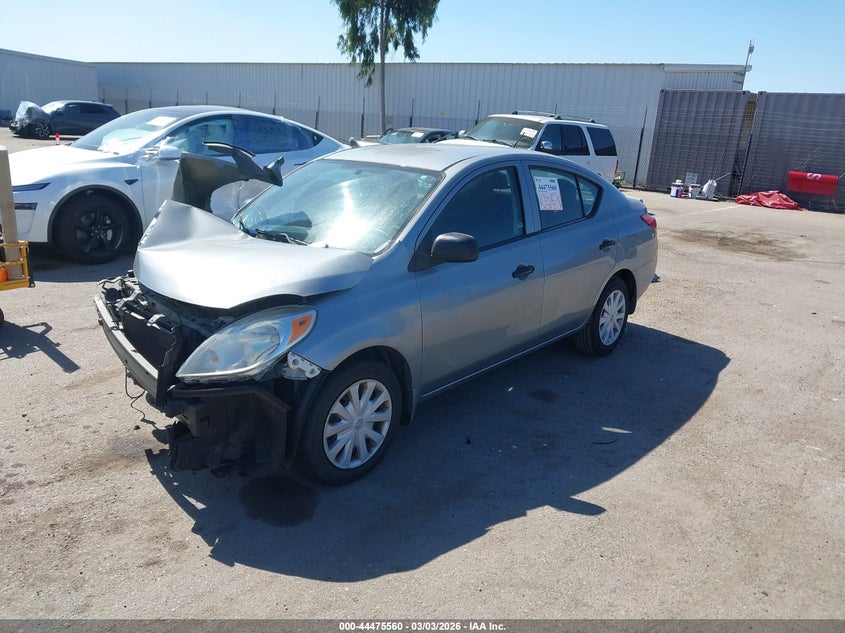 2013 Nissan Versa 1.6 S