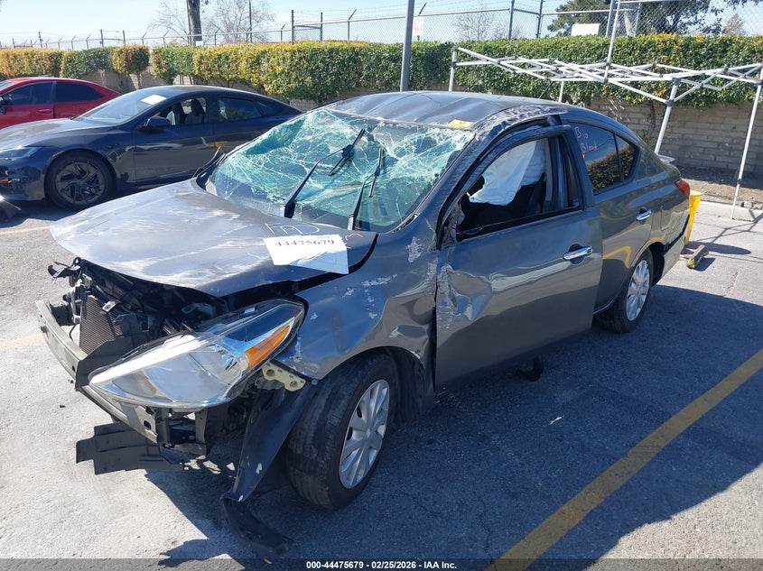 2016 Nissan Versa 1.6 Sv