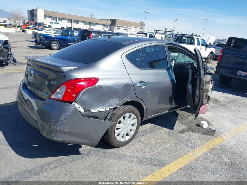 2016 Nissan Versa 1.6 Sv