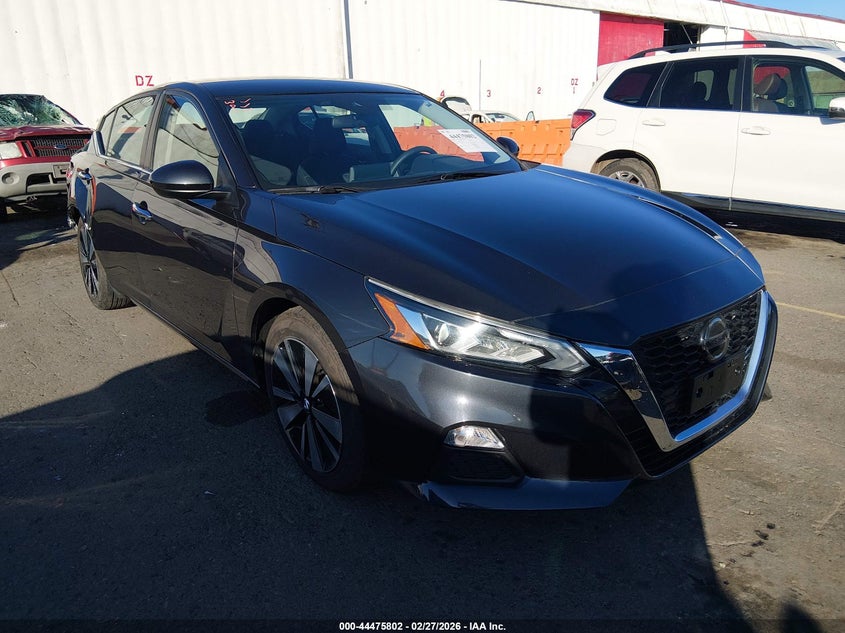 2022 NISSAN ALTIMA SV FWD