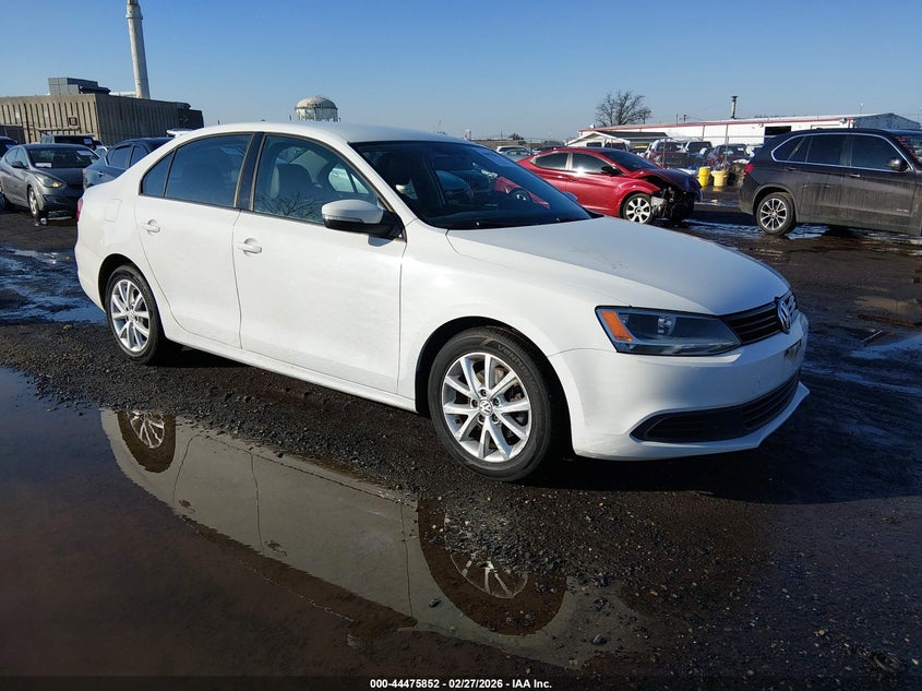 VOLKSWAGEN JETTA 2014. Lot# 44475852. VIN 3VWD17AJXEM240558. Photo 1