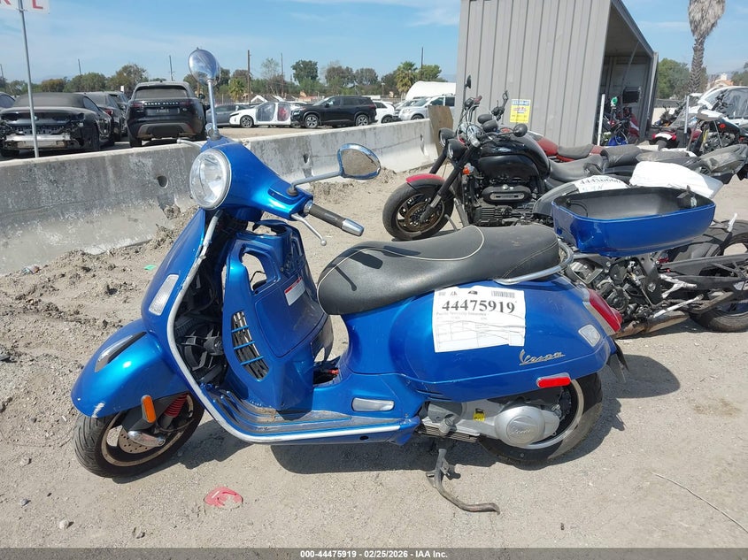 2015 Vespa Gts 300 Super VIN: ZAPM459L0F5100769 Lot: 44475919