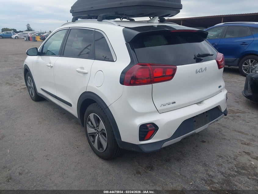 Vin: kndcb3lc0n5505948, lot: 44972611, kia niro lx 20223