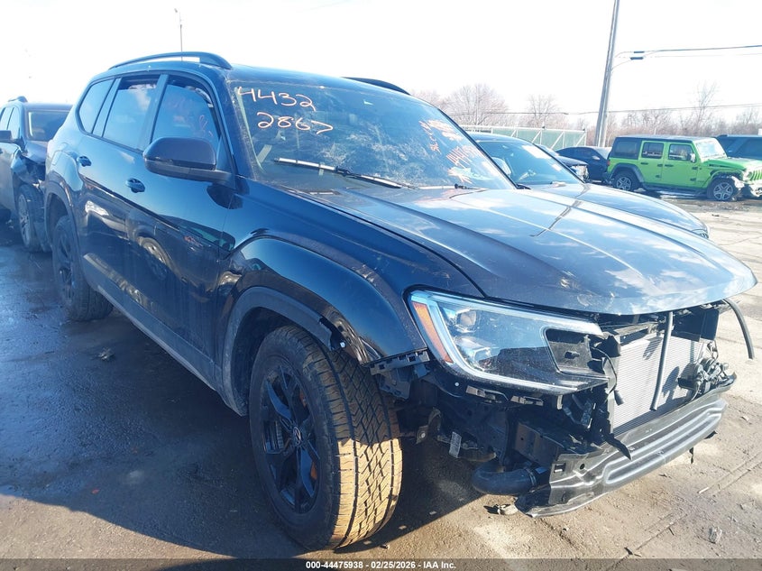 2025 Volkswagen Atlas 2.0T Peak Edition