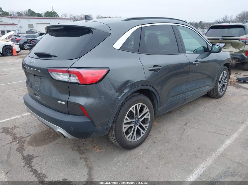 2020 Ford Escape Sel