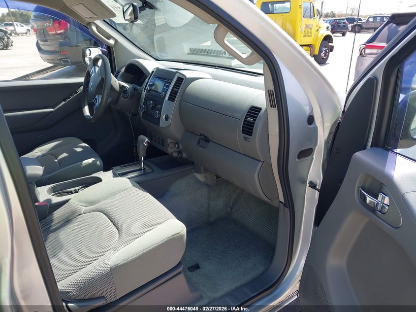 2013 Nissan Frontier Sv