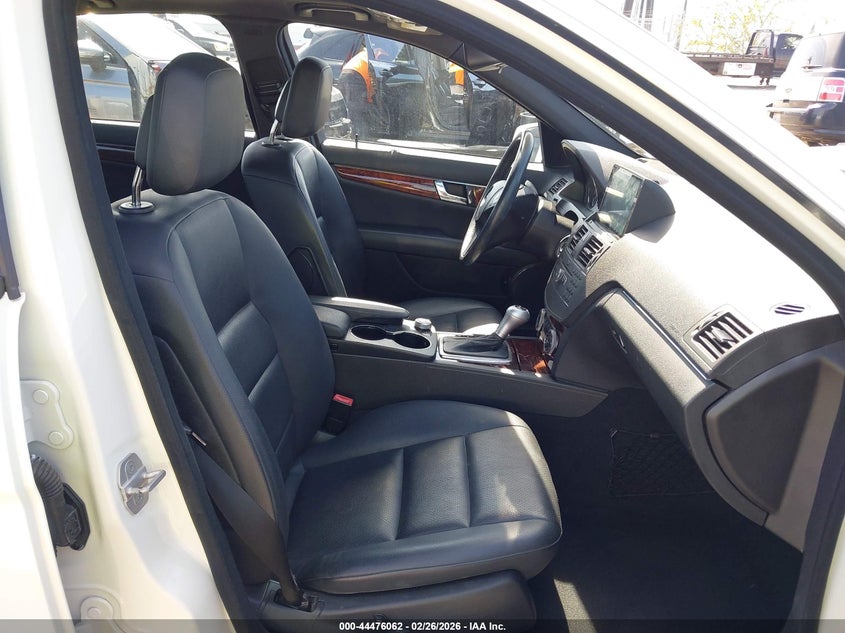 2010 Mercedes-Benz C 300 Luxury/Sport