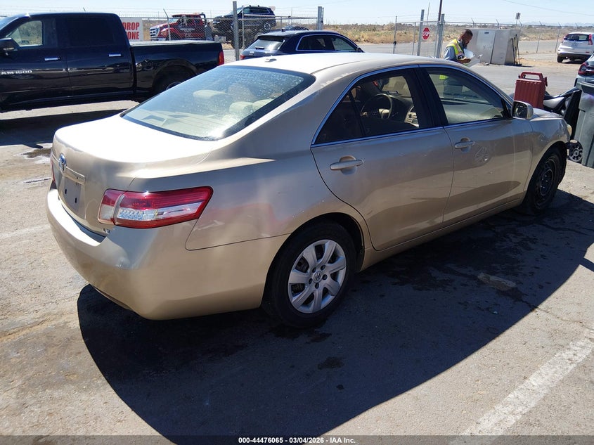 2010 Toyota Camry Le