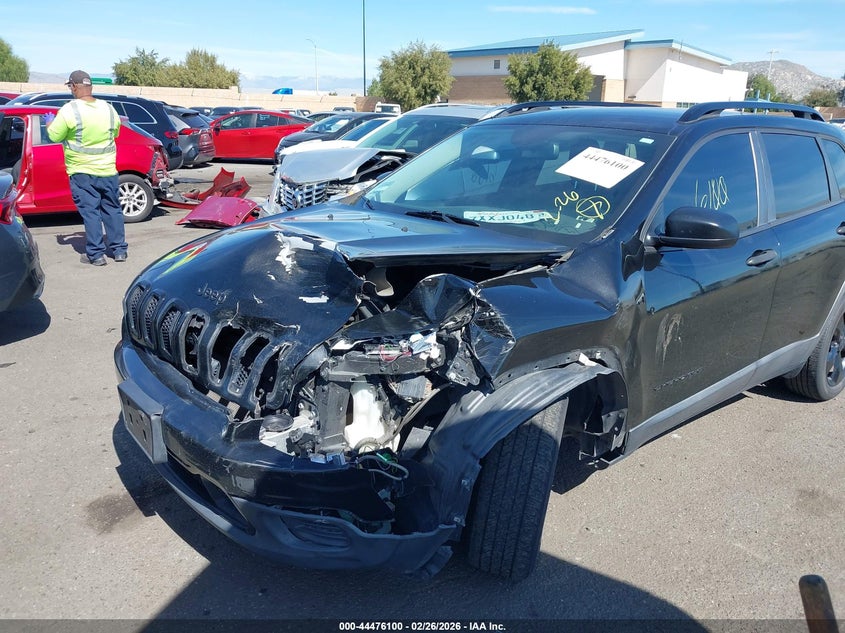 2017 Jeep Cherokee Altitude Fwd