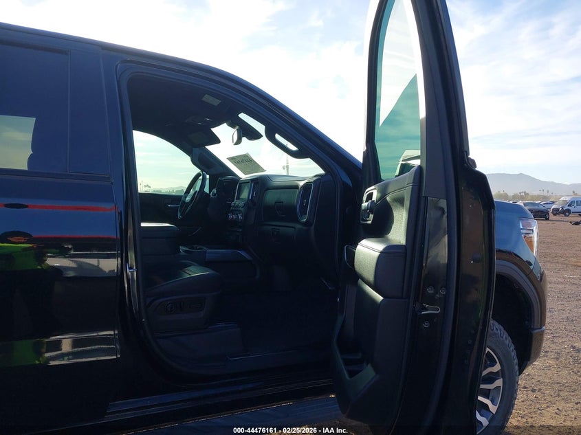 2021 GMC Sierra K1500 At4