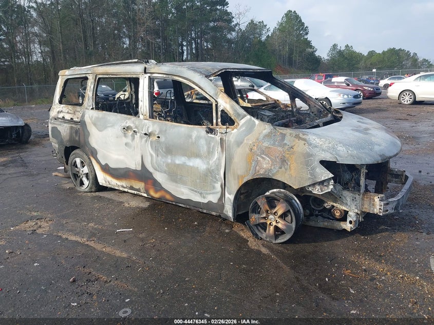 2017 Nissan Quest Sv