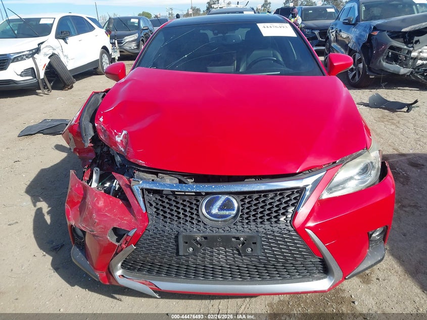 2014 Lexus Ct 1.8 Ct 200H red Lot 111044476493 Vin JTHKD5BH6E2184691