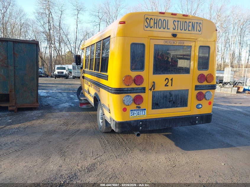 2024 CHEVROLET BUS EXPRESS CUTAWAY auction photo 3