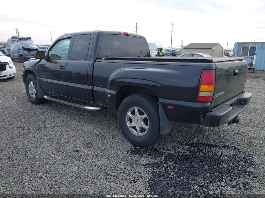 2002 GMC Sierra 1500 Denali