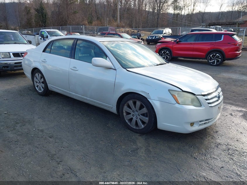 2005 Toyota Avalon Xls