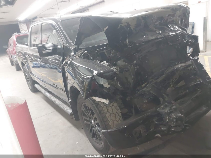 2018 Nissan Titan Sv