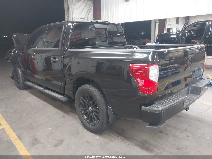 2018 Nissan Titan Sv