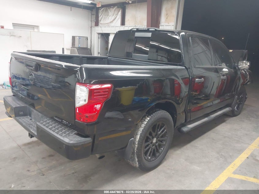 2018 Nissan Titan Sv