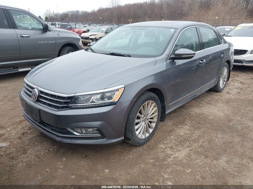 2016 Volkswagen Passat 1.8T Se