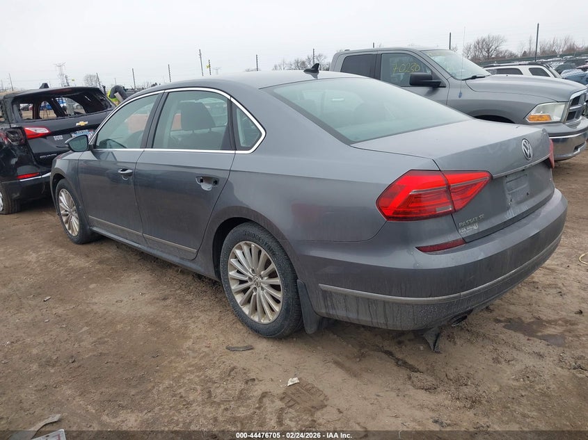 2016 Volkswagen Passat 1.8T Se