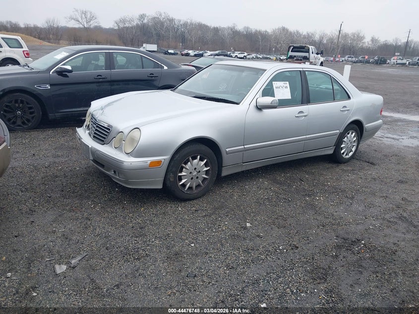 2000 Mercedes-Benz E 320 4M