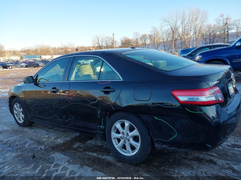 2011 Toyota Camry Le