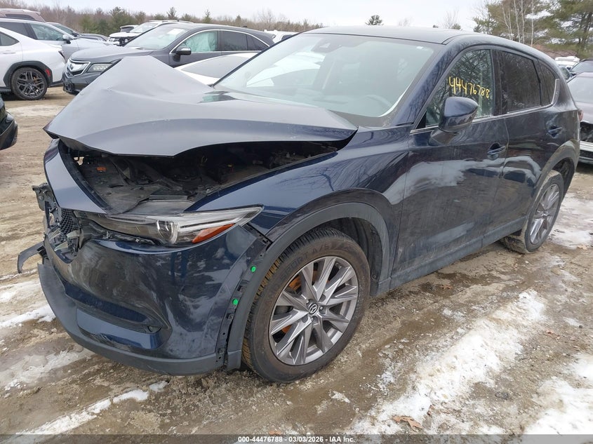 2019 MAZDA CX-5 auction photo 2