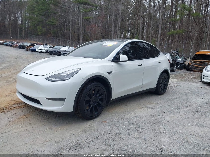 2022 Tesla Model Y Long Range Dual Motor All-Wheel Drive