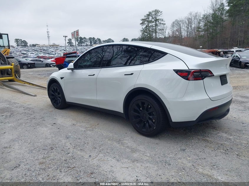 2022 Tesla Model Y Long Range Dual Motor All-Wheel Drive