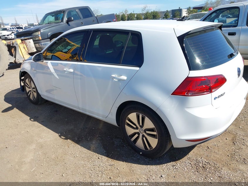 2016 Volkswagen E-Golf Se