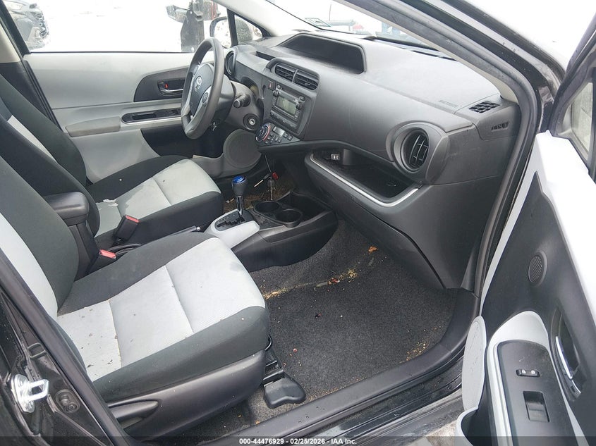 2014 Toyota Prius C Two