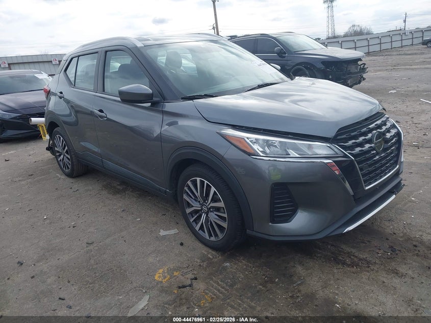 2021 Nissan Kicks Sv Xtronic Cvt