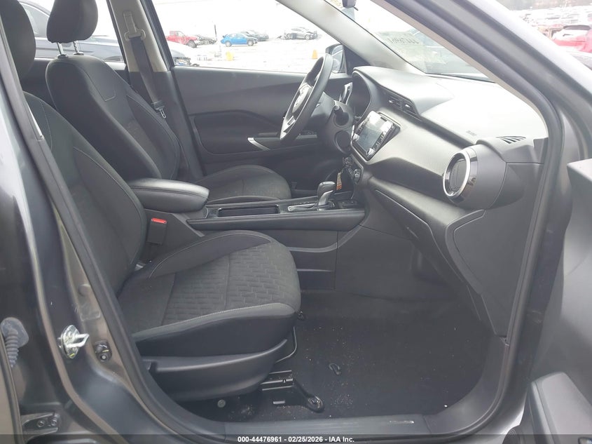 2021 Nissan Kicks Sv Xtronic Cvt