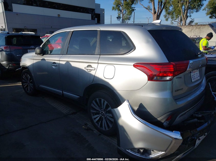 2019 Mitsubishi Outlander Es