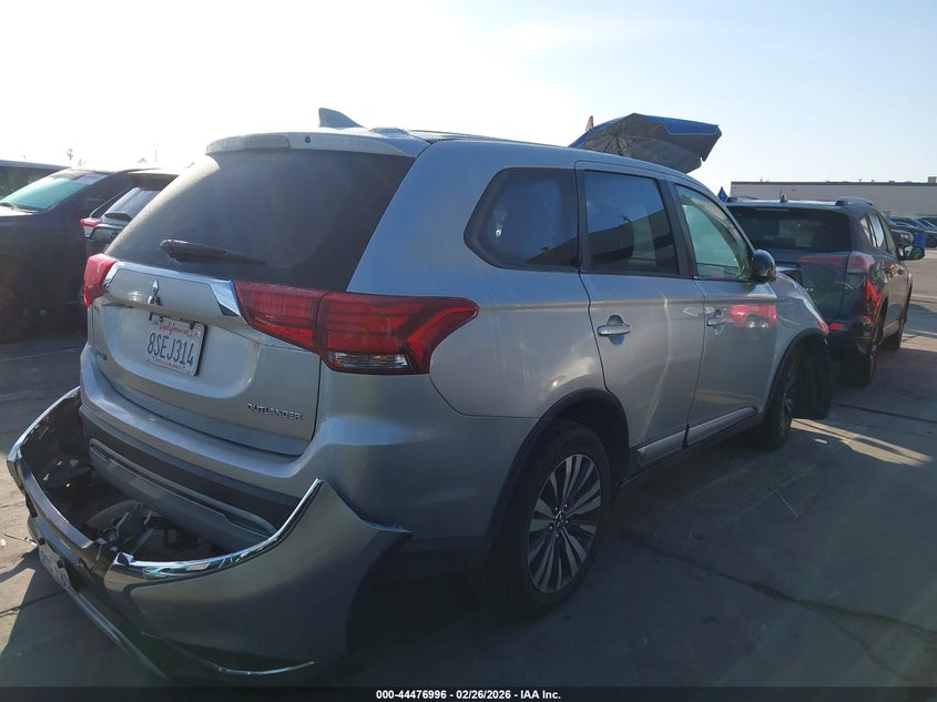 2019 Mitsubishi Outlander Es
