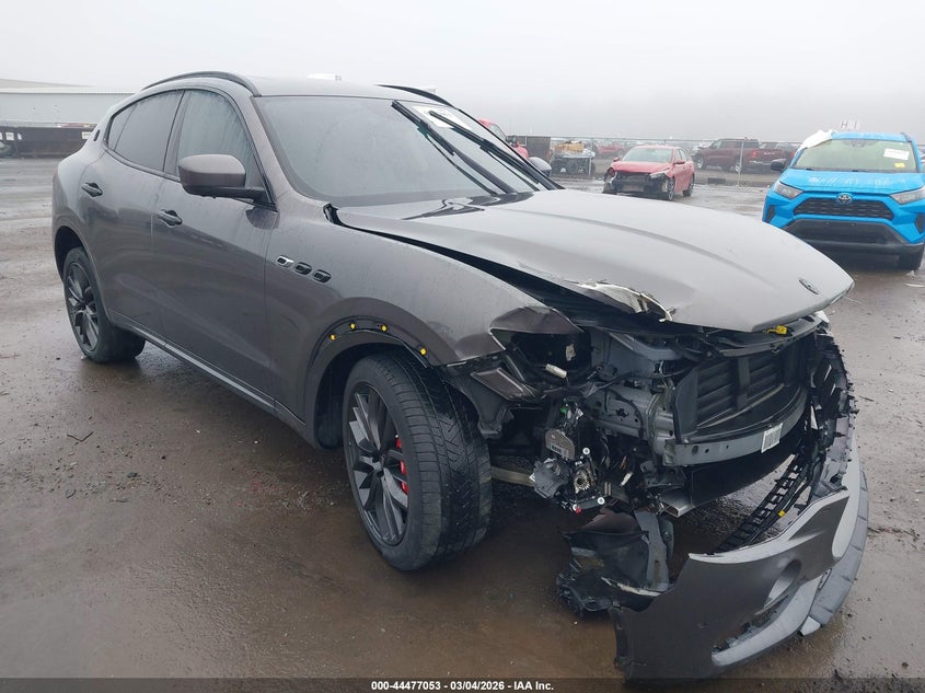 2018 MASERATI LEVANTE S GRANSPORT