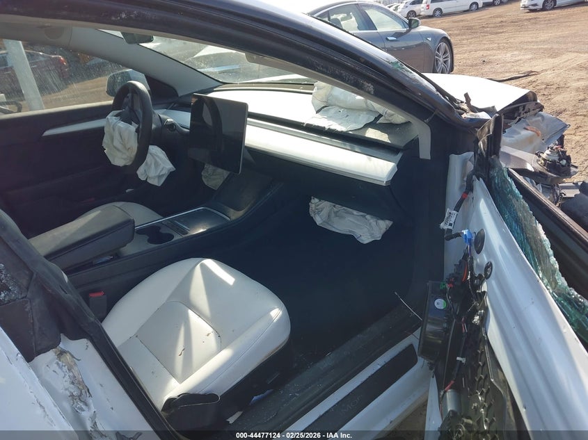 2022 Tesla Model 3 Rear-Wheel Drive